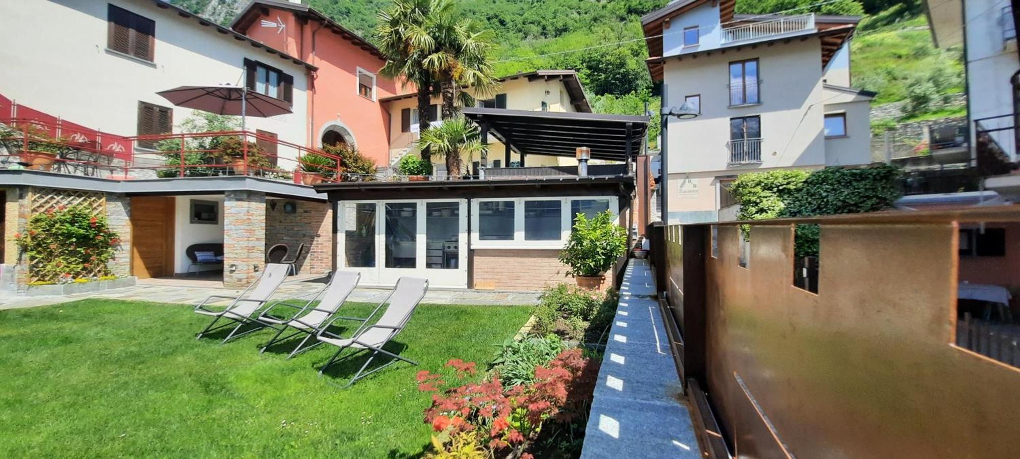 Appartamento Belvedere Dubino Bagian luar foto